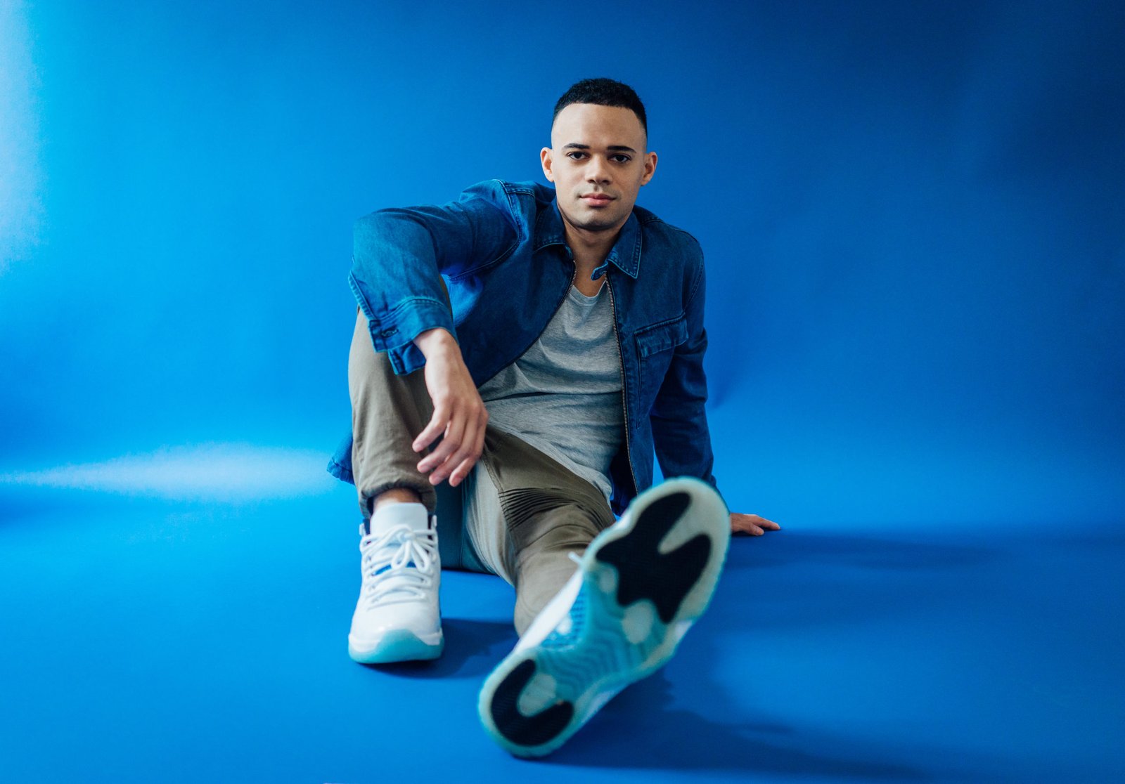 The Lions announce Tauren Wells will perform the National Anthem